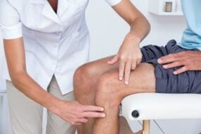 Ekzaminimi fizik i gjurit për të diagnostikuar artrozën